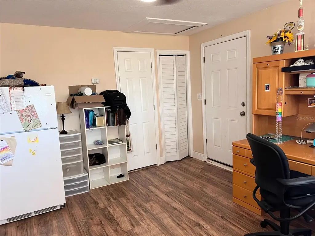 5630 3rd Street W Bradenton FL 34207
