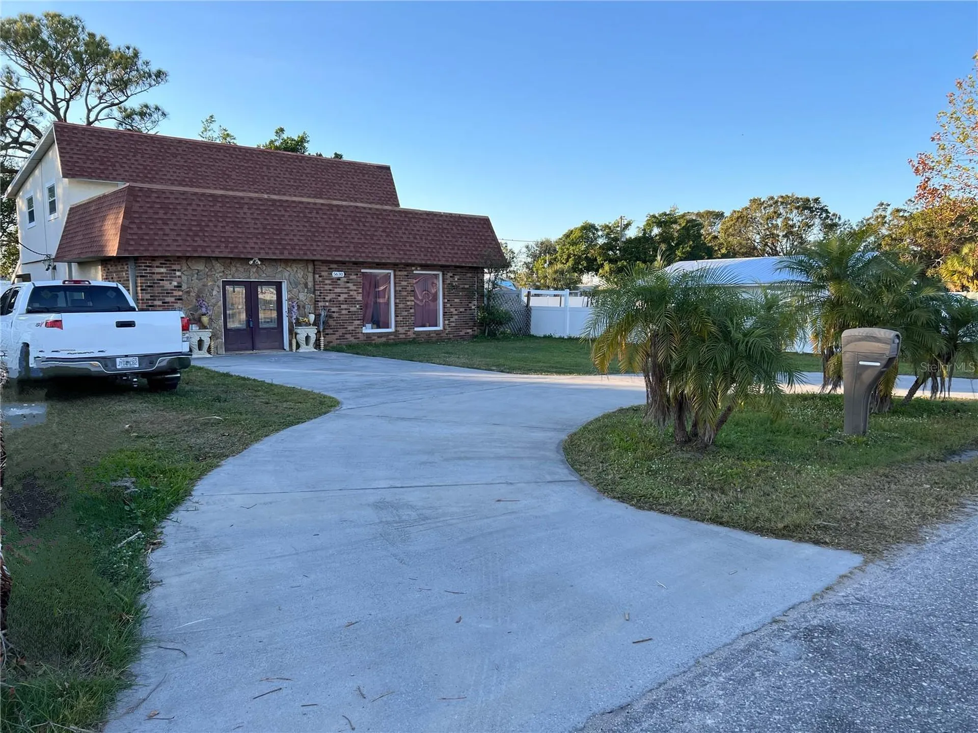 5630 3rd Street W Bradenton FL 34207