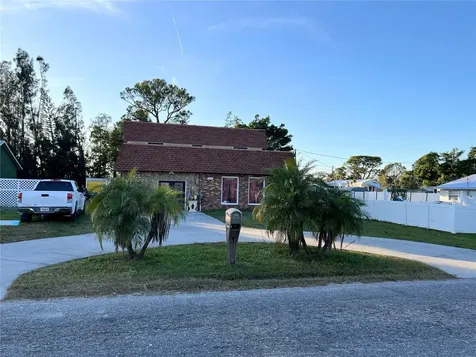 5630 3rd Street W Bradenton FL 34207