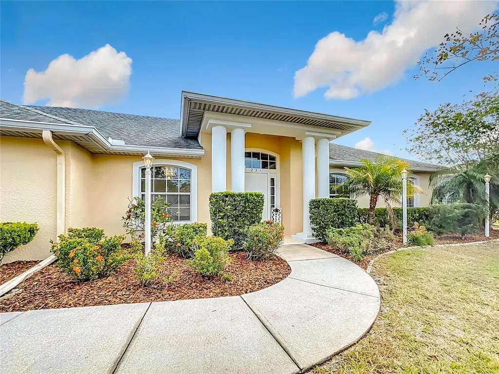231 Waters Edge Drive Kissimmee FL 34743