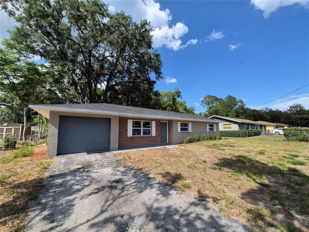 6025 SE 119th Place Belleview FL 34420
