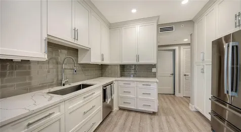 1211 Gulf Of Mexico Drive Longboat Key FL 34228