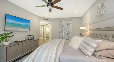 1211 Gulf Of Mexico Drive Longboat Key FL 34228