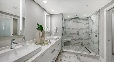 1211 Gulf Of Mexico Drive Longboat Key FL 34228