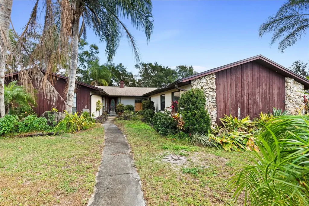 107 Maplewood Drive Sanford FL 32771