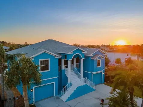 7516 Gulf Way Hudson FL 34667