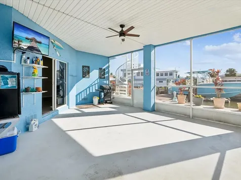 7516 Gulf Way Hudson FL 34667