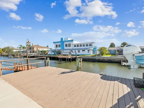 7516 Gulf Way Hudson FL 34667