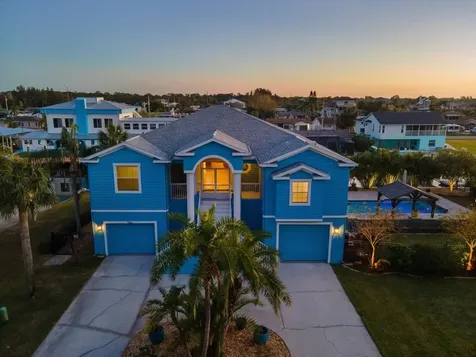 7516 Gulf Way Hudson FL 34667