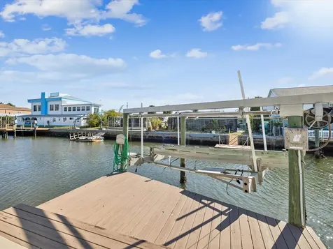 7516 Gulf Way Hudson FL 34667