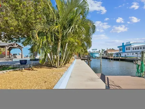 7516 Gulf Way Hudson FL 34667