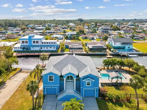 7516 Gulf Way Hudson FL 34667