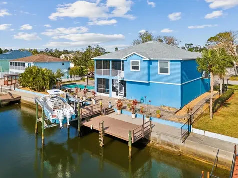 7516 Gulf Way Hudson FL 34667