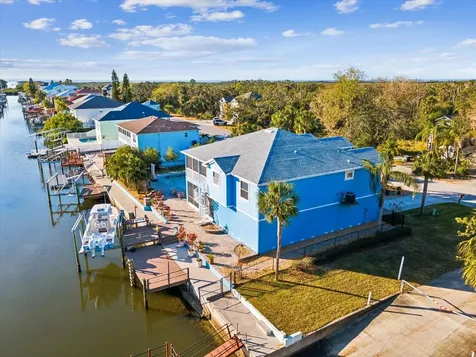 7516 Gulf Way Hudson FL 34667