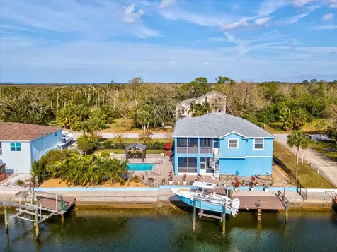 7516 Gulf Way Hudson FL 34667