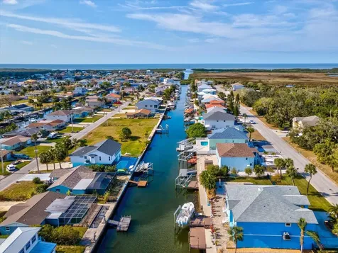 7516 Gulf Way Hudson FL 34667