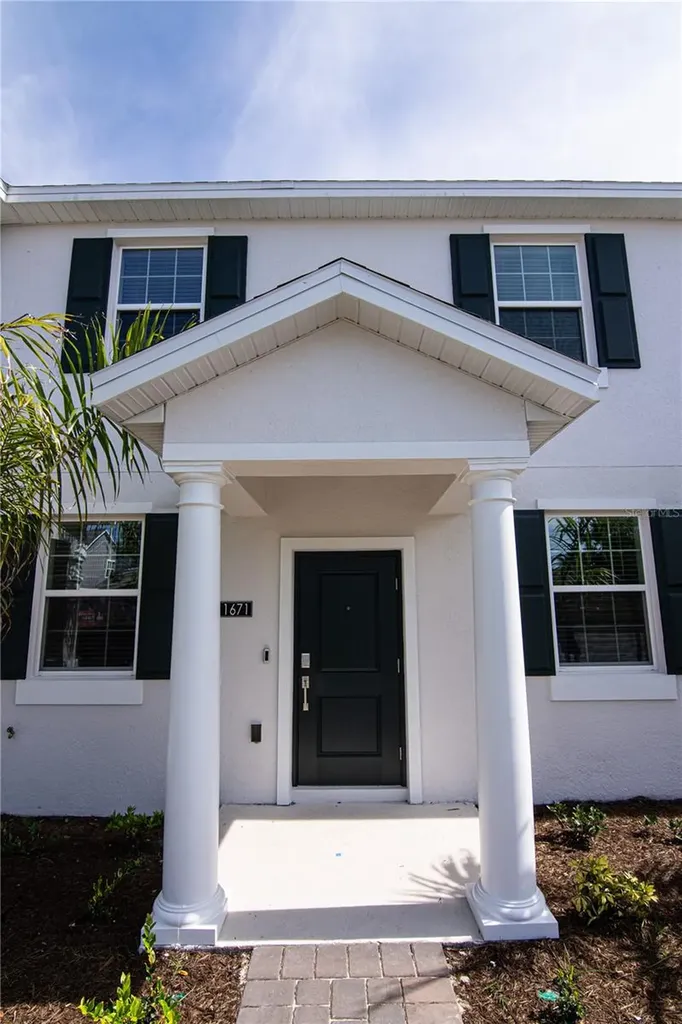 1671 Cross Prairie Parkway Kissimmee FL 34744