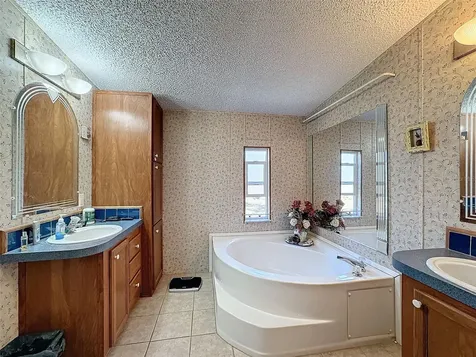 15525 & 15527 Shady Hills Road Shady Hills FL 34610