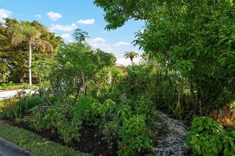 1745 S Gondola Court Venice FL 34293