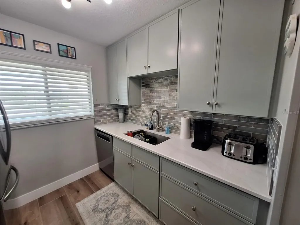 708 Tamiami Trail S Venice FL 34285
