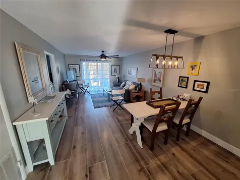 708 Tamiami Trail S Venice FL 34285
