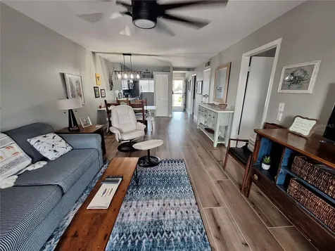 708 Tamiami Trail S Venice FL 34285