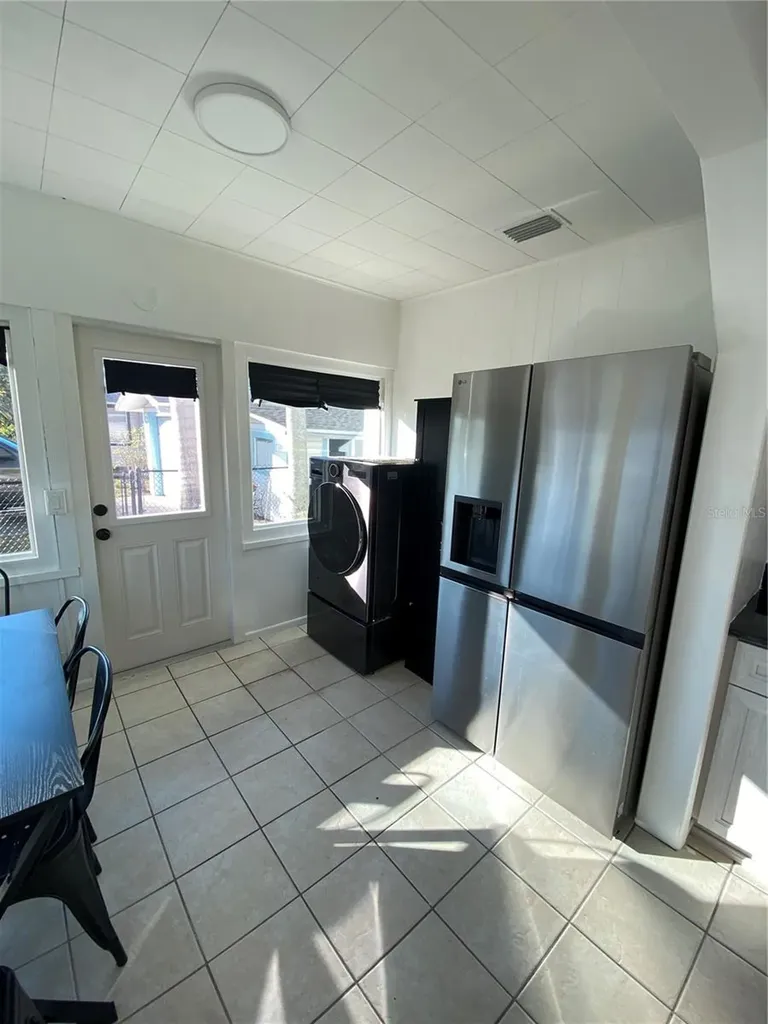 222 27th Street W Bradenton FL 34205