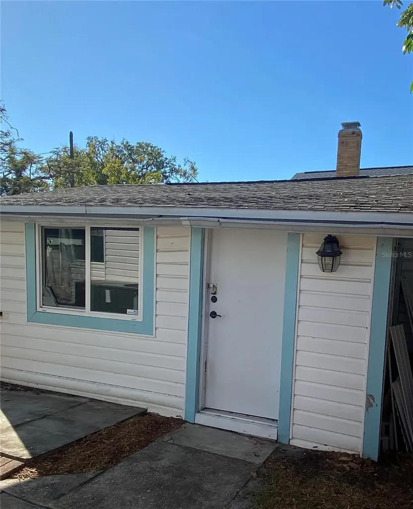 222 27th Street W Bradenton FL 34205