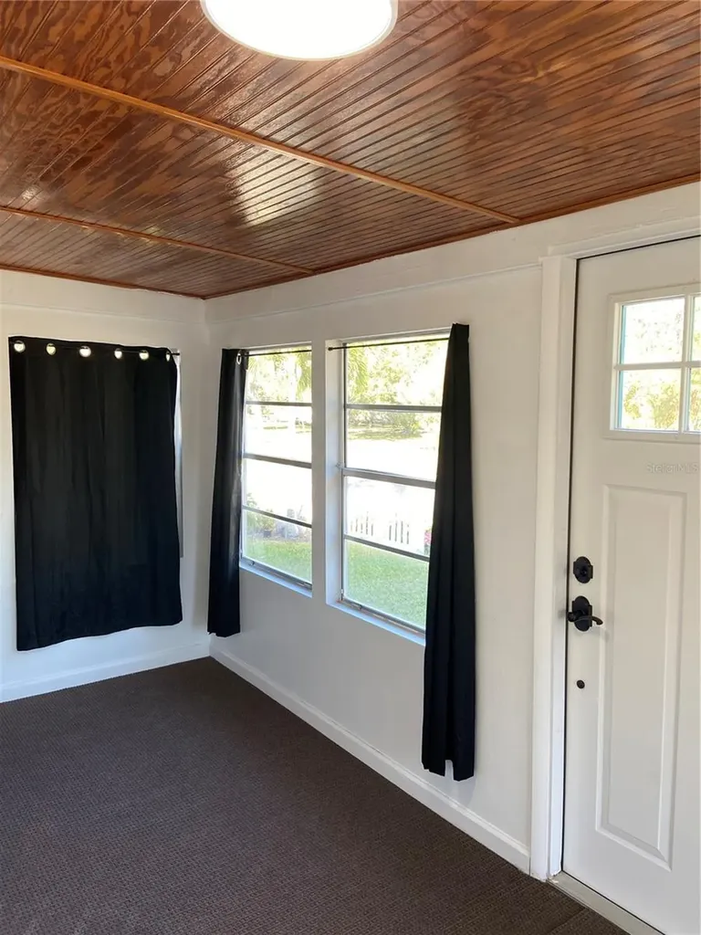 222 27th Street W Bradenton FL 34205