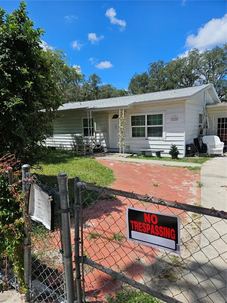 1219 Snowberger Avenue Leesburg FL 34748