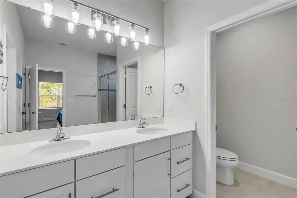 270 Eagle Harbor Way Daytona Beach FL 32124