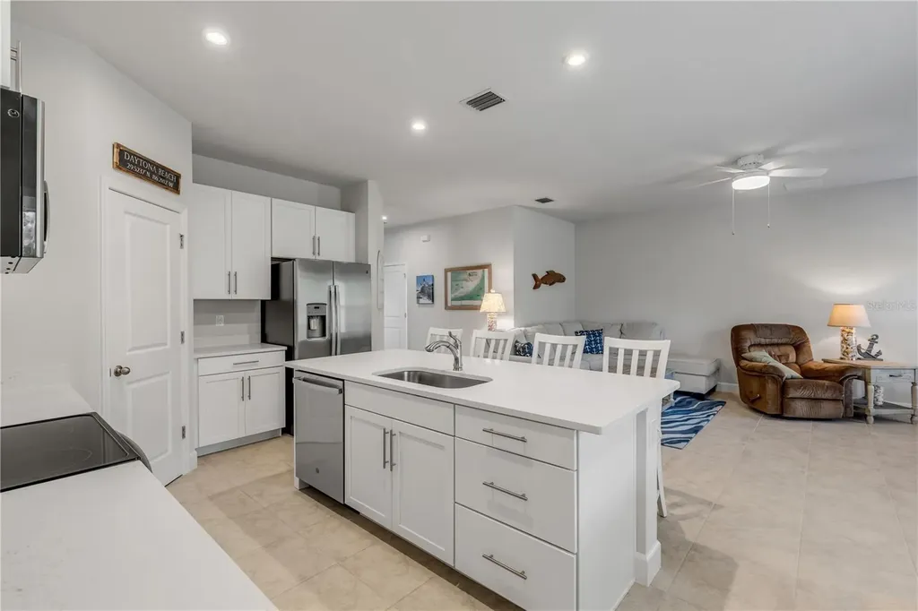 270 Eagle Harbor Way Daytona Beach FL 32124