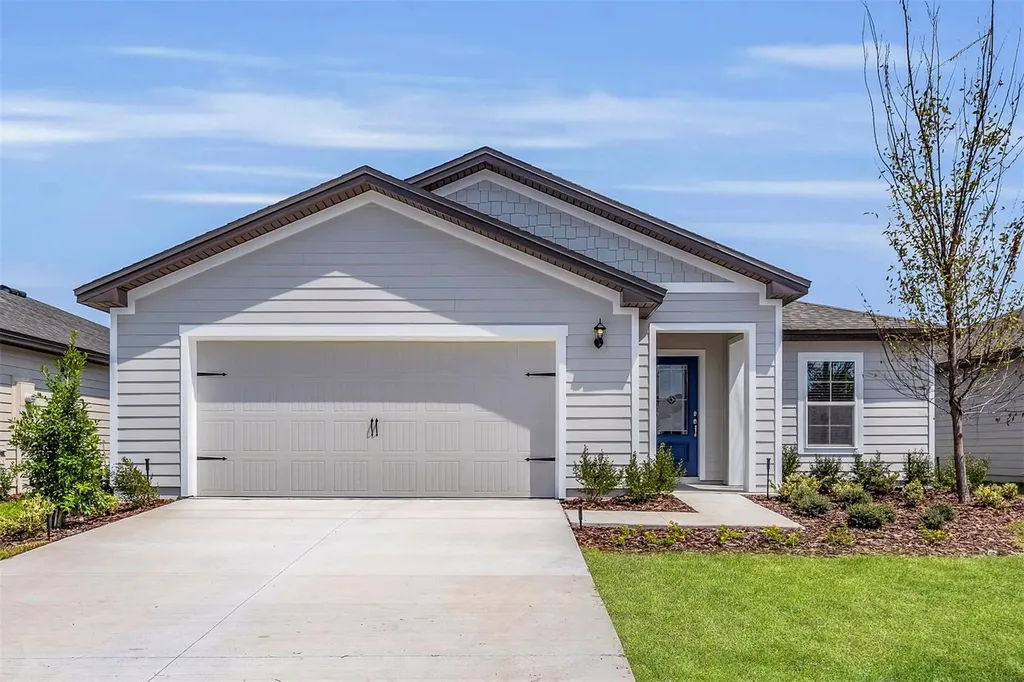 11 Prince Anthony Lane Palm Coast FL 32164