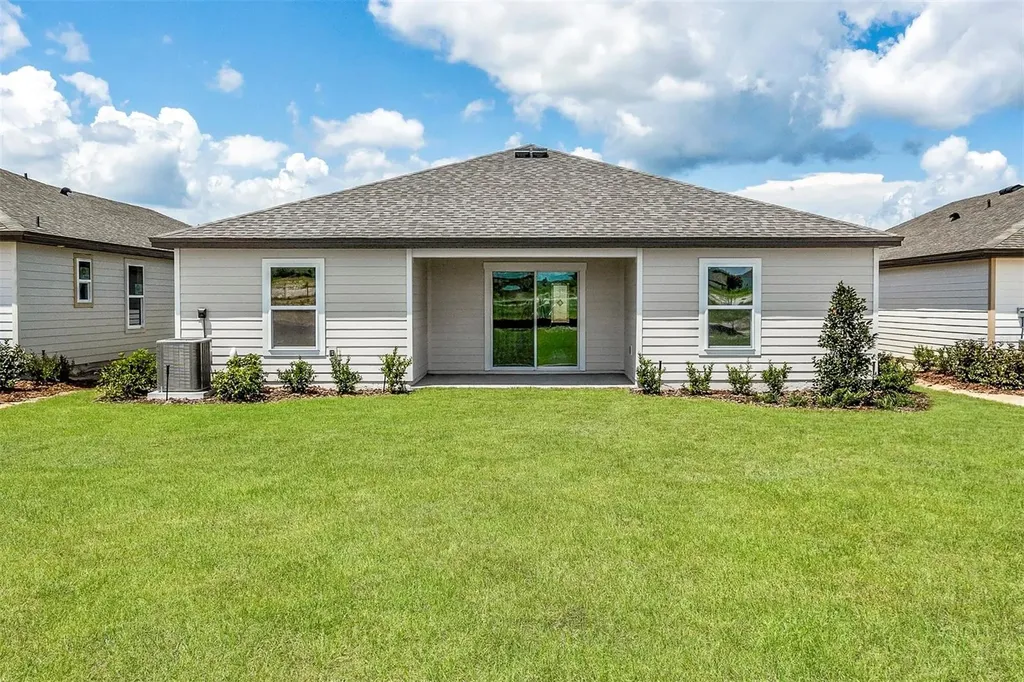 13 Prince Anthony Lane Palm Coast FL 32164