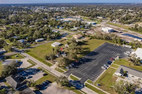 811 N Mills Avenue Arcadia FL 34266