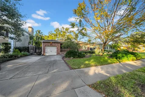 2905 W Fountain Boulevard Tampa FL 33609