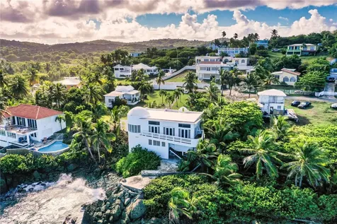 316 El Maroc Vieques PR 00765