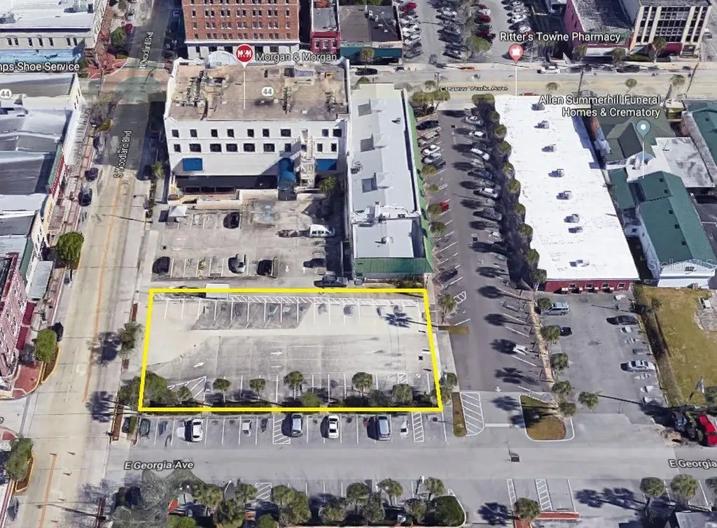 113 S Woodland Boulevard Deland FL 32720