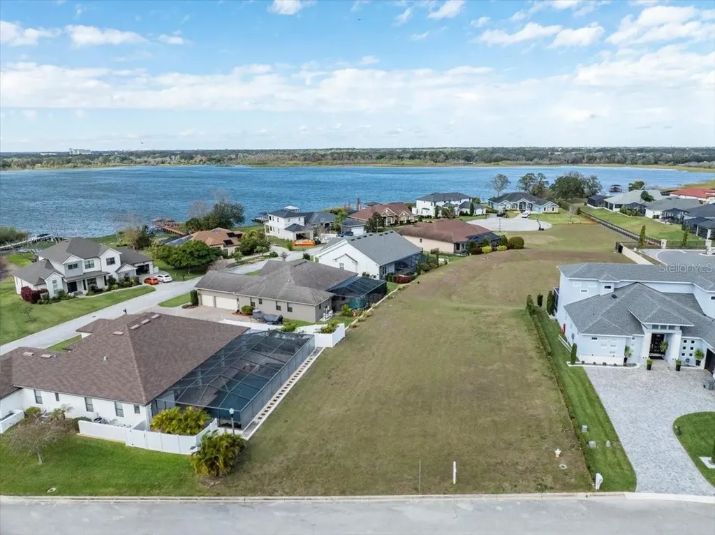 3334 Shore Drive Lakeland FL 33812