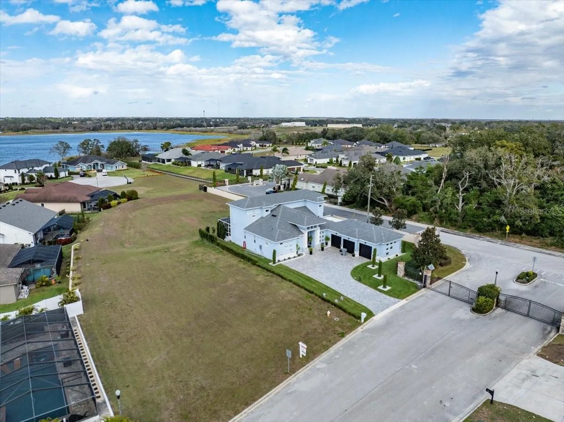 3334 Shore Drive Lakeland FL 33812