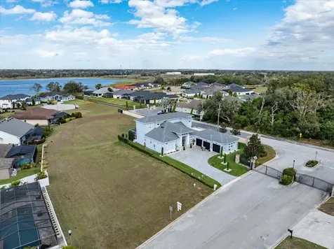 3334 Shore Drive Lakeland FL 33812