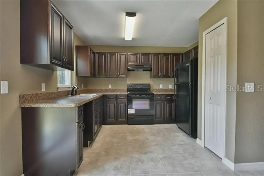 13595 SW 103rd Street Dunnellon FL 34432