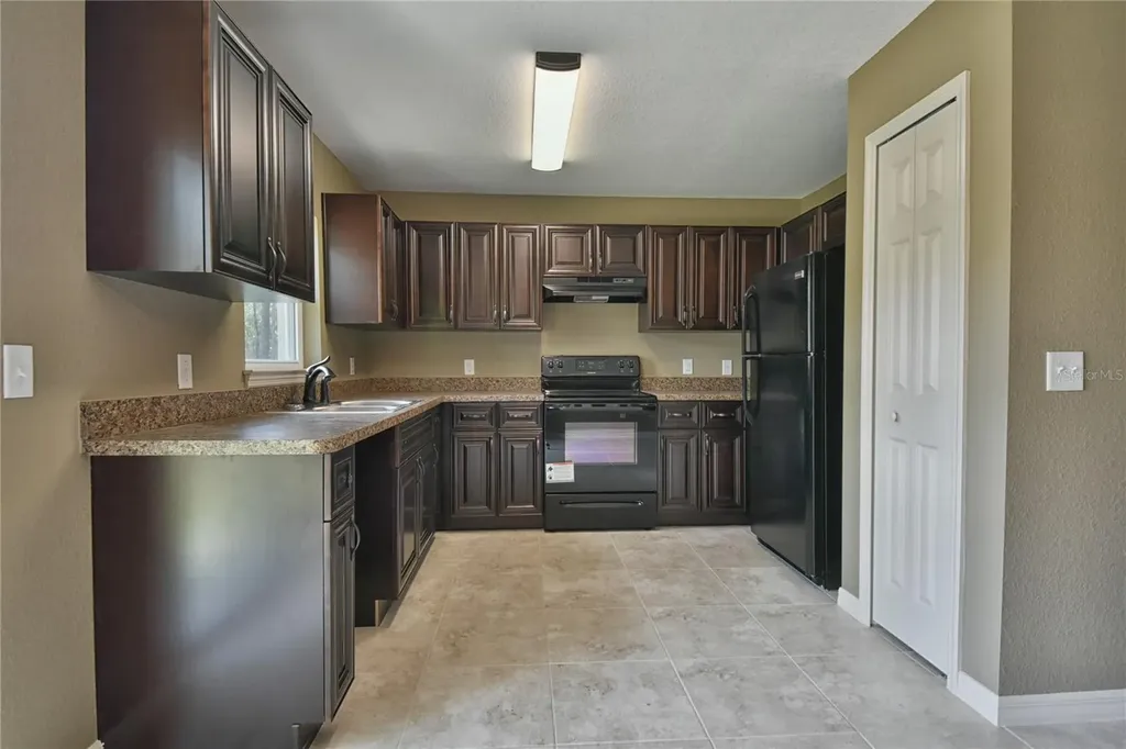 13595 SW 103rd Street Dunnellon FL 34432