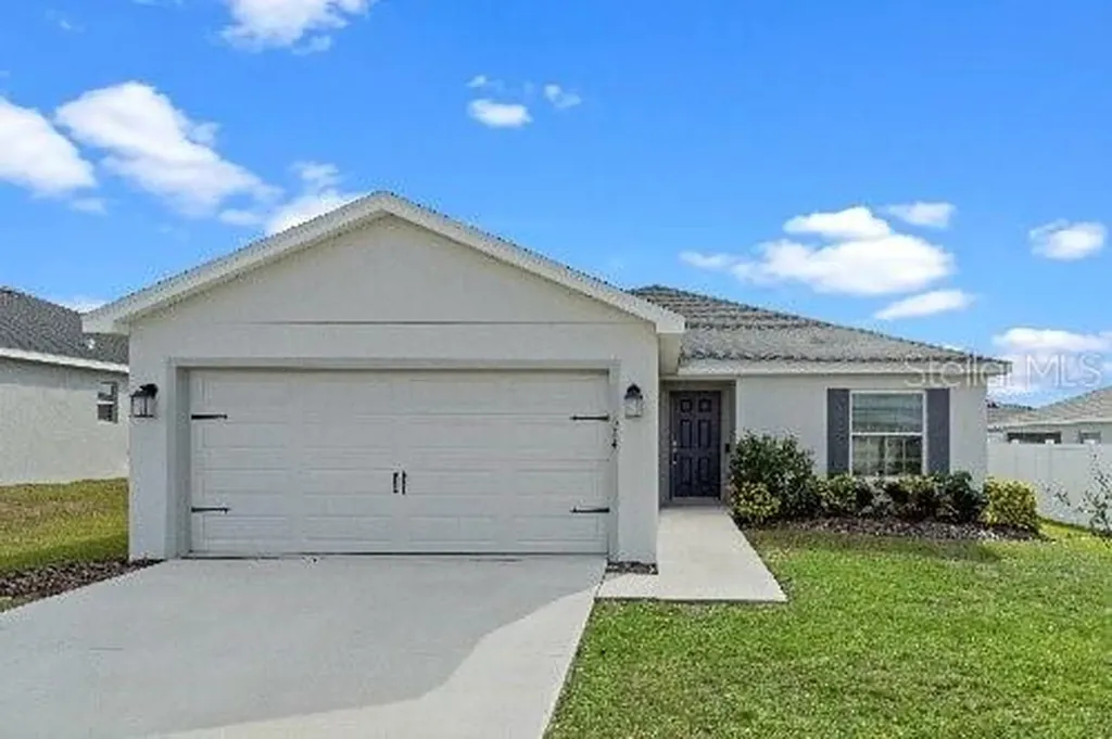 524 Scenic Bluff Boulevard Lake Wales FL 33853