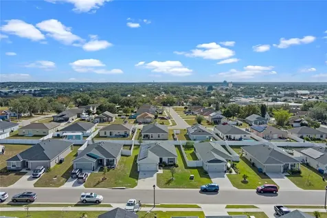 524 Scenic Bluff Boulevard Lake Wales FL 33853