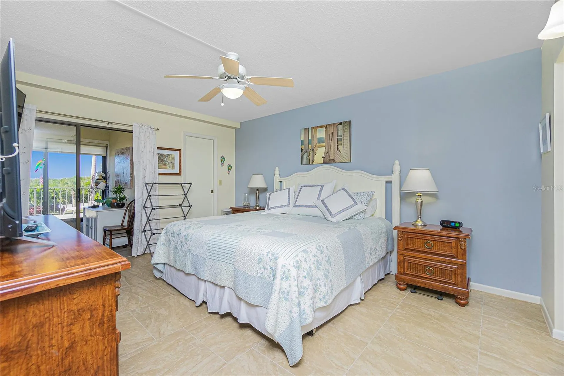 1651 Beach Road Englewood FL 34223
