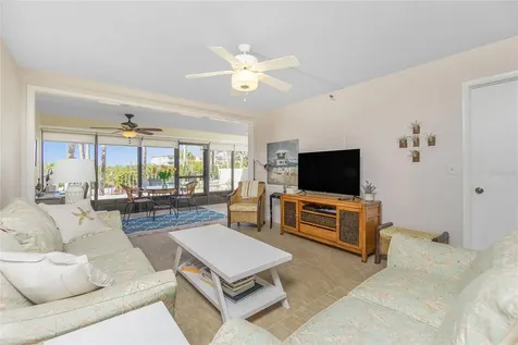 1651 Beach Road Englewood FL 34223