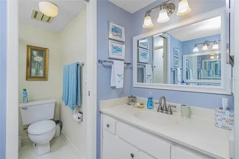 1651 Beach Road Englewood FL 34223