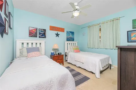 1651 Beach Road Englewood FL 34223