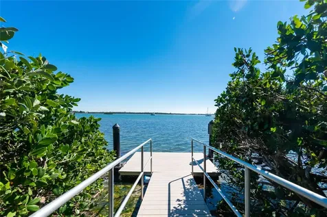 1651 Beach Road Englewood FL 34223